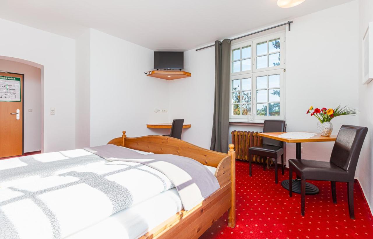 Gasthaus Und Hotel An Der Kost Hattingen Exterior foto